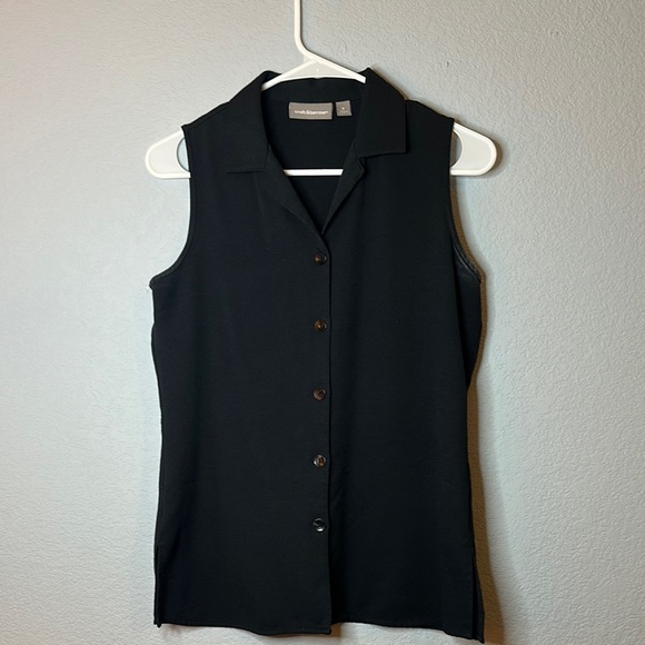 croft & barrow Tops - Croft & Barrow Classic Black Sleeveless Top